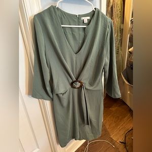 EST. 1946 GREEN DRESS WITH FRONT BELT